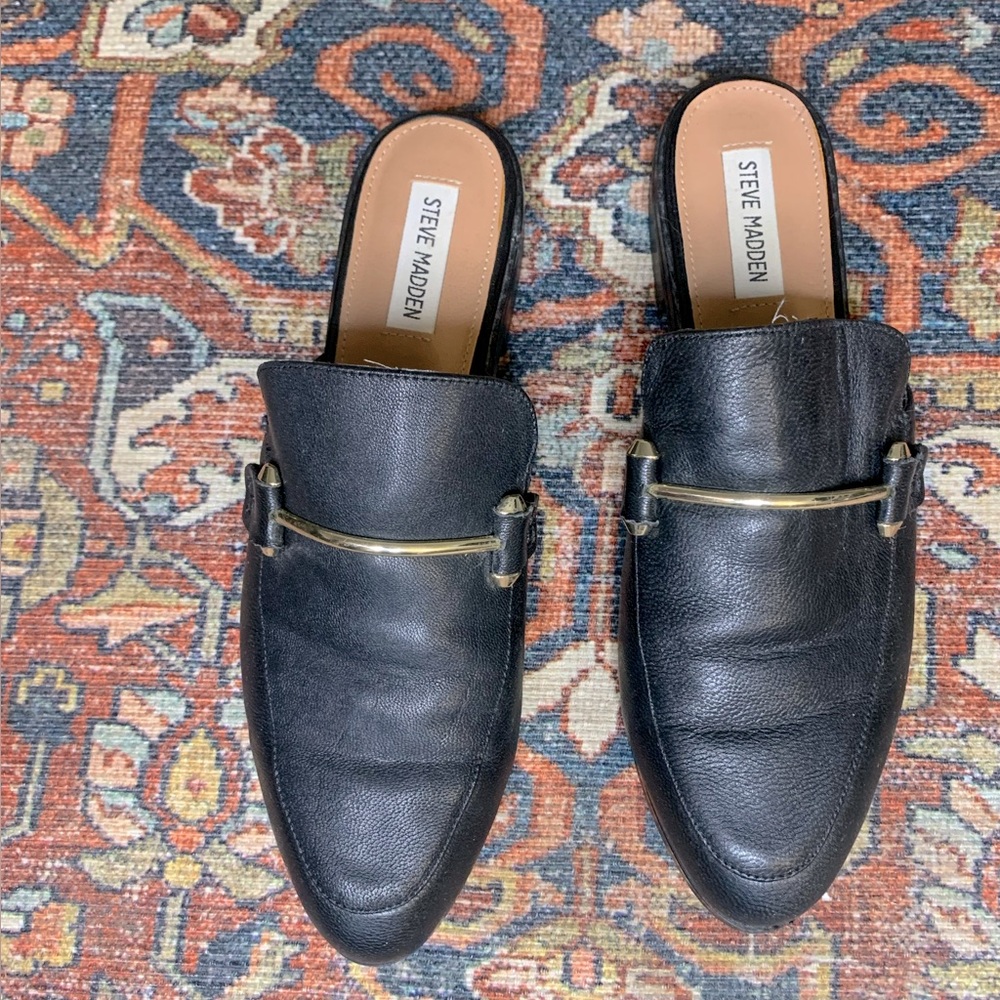 Steve Madden Black Mules